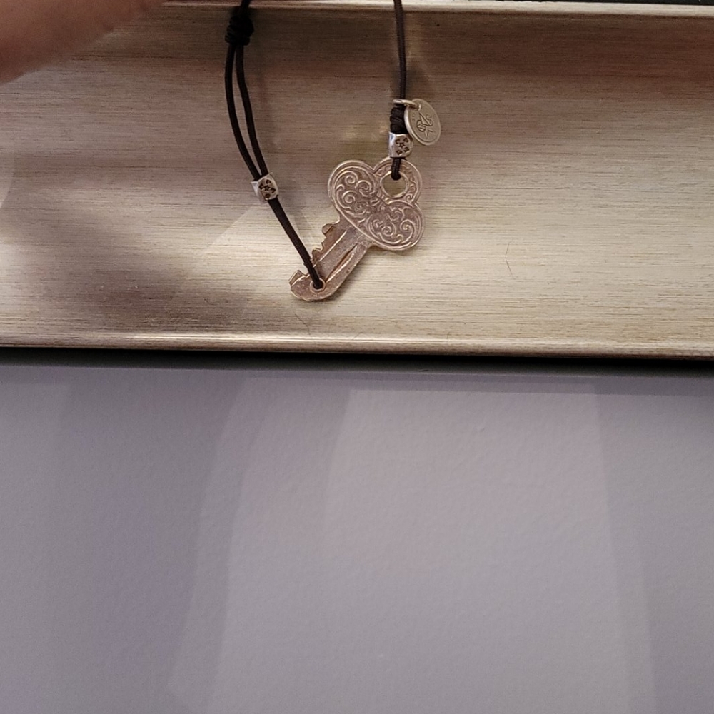 Bundle Gas Bijoux String Key Bracelet And Necklace - image 8